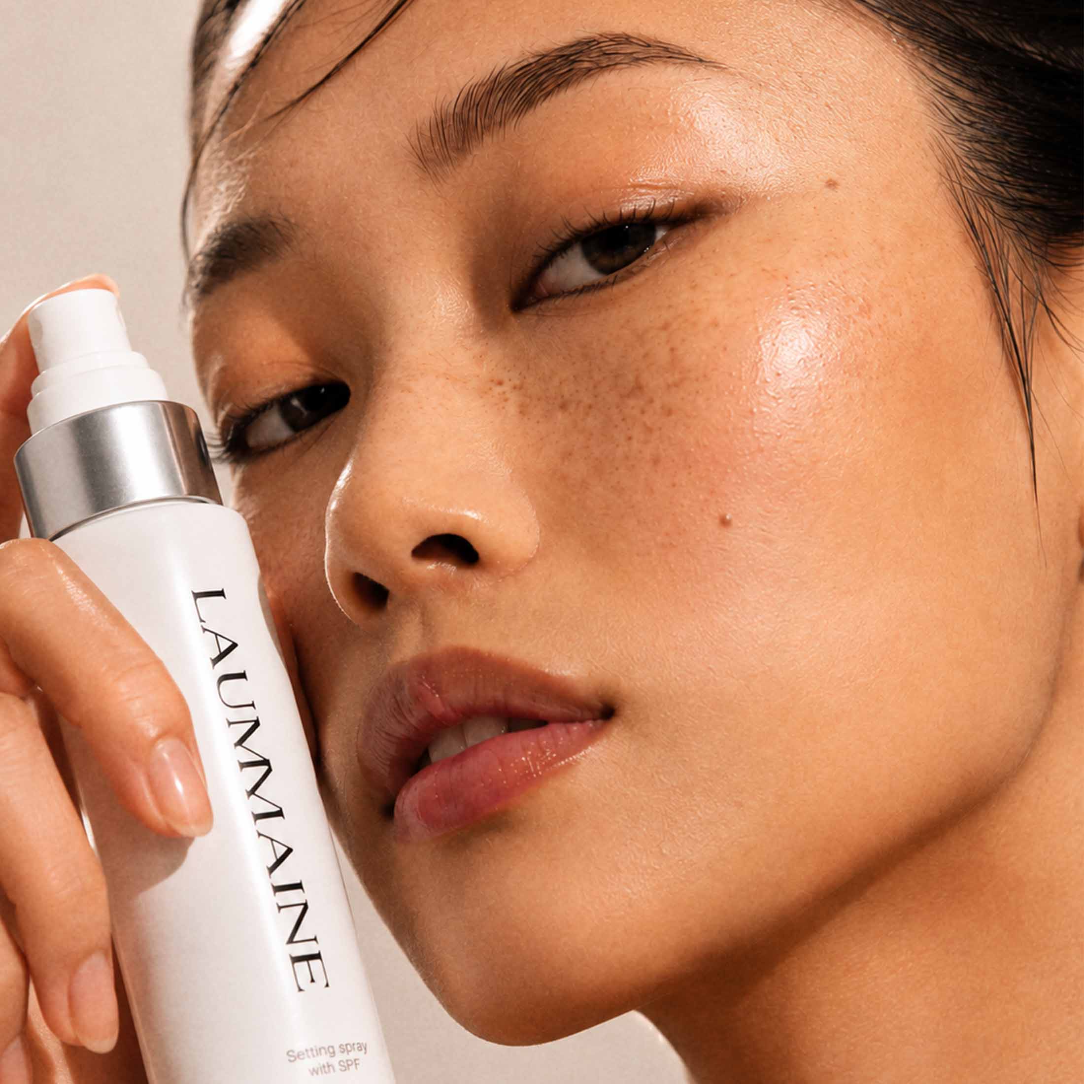 The Setting Spray with SPF